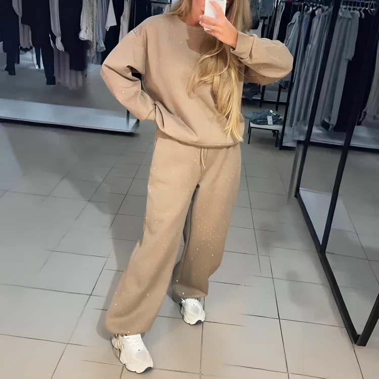 TILLFÄLLIGT 50% RABATT | Arabella™ | Glamorös träningsoverall för kvinnor med strassnitar - Image 3