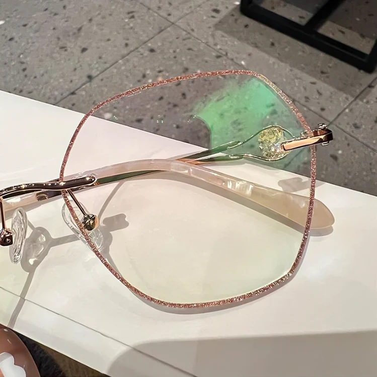 ChicVision™ | Ramlösa diamantglasögon mot blått ljus - Image 2