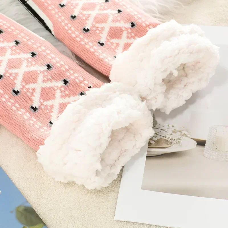 TILLFÄLLIGT 50% RABATT | FuzzySole™ | Vintervarma, plyschfodrade, halkfria toffelstrumpor - Image 2