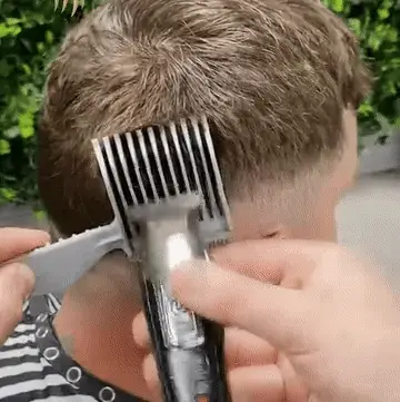 TILLFÄLLIGT 50% RABATT | StylerComb™ | Perfekt Hårkam För Män - Image 10